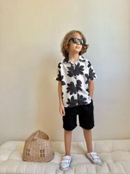 Desenli Gömlekli Takım