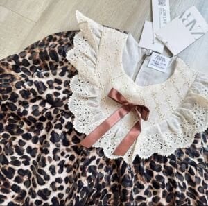 Leoparlı İşlemeli Elbise