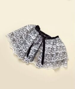 Siyah Güpür Yakalı Elbise