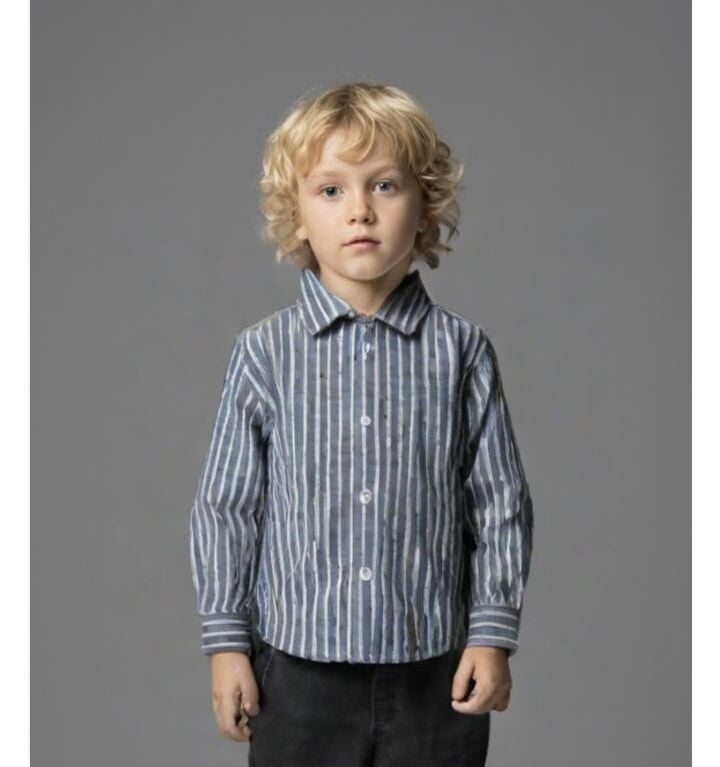 Lacivert Çizgili Gömlek