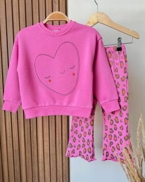 Pembe Leoparlı Takım