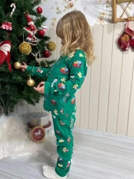 UNICEX Yeşil Yılbaşı Temalı Pijama