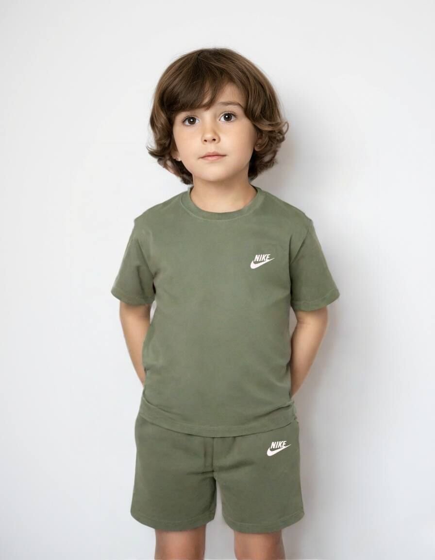 Yeşil Nike Takım