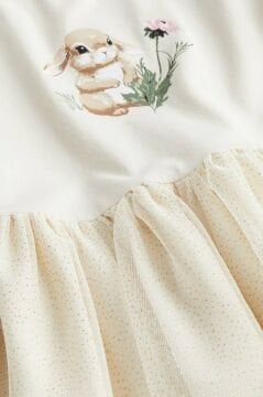 Krem Tavşanlı Tütülü Elbise